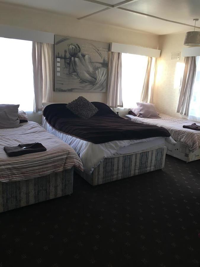 The Vine Hotel 채플 세인트 레오나즈 외부 사진
